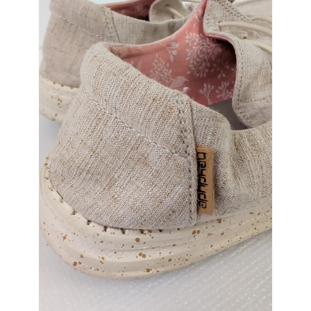Hey Dude Wendy Slip On Shoe Loafer Womens 9 Beige Casual Lightweight‎ Beachy